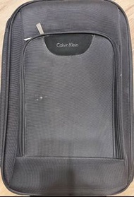 Calvin Klein 行李包