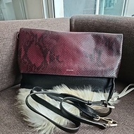 New Esquire Leather Shoulder Bag