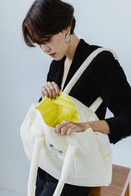 Walking Stitch : กระเป๋าแล็ปท็อป : Bill Puffy Bag