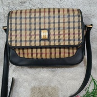 daks london slingbag