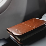 ZETTINO กระเป๋าสตางค์หนังเเท้สำหรับผู้ชาย l Classic Passport Wallet