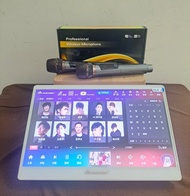 99%新！白色2026國際版音王4合1，免買會員送一年(會員至21/8/27)！InAndOn 點歌機，全新2支無綫咪，100-240v香港三腳插，外國可用！保護貼配件全齊，有保用！如需喇叭可pm配套