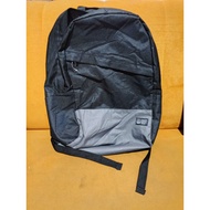 Minimalist Adventure Backpack | 'Pour Etre Heureux, Partir Au Voyage'