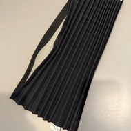 ISSEY MIYAKE 三宅一生 me黑色內裡有口袋款