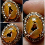 Batu cincin combong cempaka...