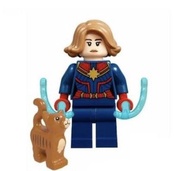 # LEGO 樂高 76127  marvel 驚奇隊長 人偶連貓咪