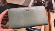 Braun buffel Ophelia round zip wallet. Green.