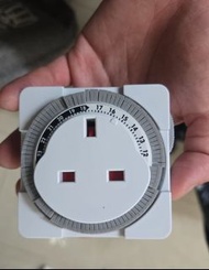 定時開關電源插座 . timer switch power socket