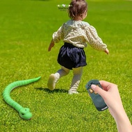 STARYSWAY Remote Control Snake Toy, Electronic Prank Toy Scary Induction Snake Reptile Electronic Sn