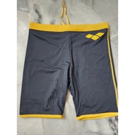Arena Swimming Trunk Size 36 泳裤