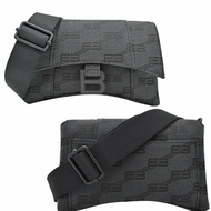 【門市全新現貨】BALENCIAGA 巴黎世家 MONOGRAM LOGO 提花帆布斜背包沙漏包 (附防塵袋)