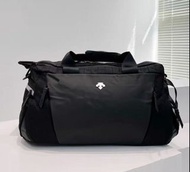 DESCENTE 迪桑特 商務旅行包 戶外運動大容量 單肩手提袋 黑色