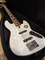 旺角門市Sire Marcus Miller V8 BASS 5sting （color white blonde ) 低音結他