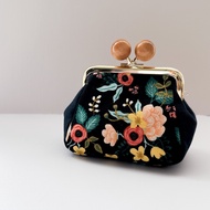 Small Kiss Clasp Make-up Pouch Black Floral/Kiss Lock Small Purse