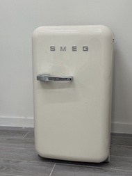 Smeg 復古迷你雪櫃