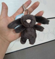 Jellycat 禮盒 UK 黑色 邦尼兔 心形 小鹿 邦尼兔 臘腸狗 狗 鎖匙扣 掛件 雲杉 花環 聖誕樹 聖誕 滑雪鏡 運動 薯條 查理 美食 牛角 麵包 牛角包 掛飾 手捧花 公仔 毛絨 玩具 
