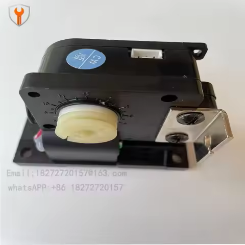 Exercise equipment, wire pulling motor, household elliptical machine, spinning bicycle, magnetic con