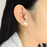 Admire - Flower Twirl Earrings