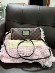 Pre-owned LV Eva bag