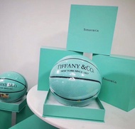 Tiffany斯伯丁聯名籃球