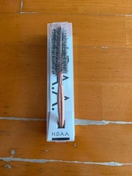 N.B.A.A. 豬鬃毛斜紋圓梳 35MM