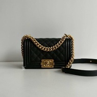 閒置新🖤 全配有購證🙌🏻 Chanel 香奈兒 Boy 20 黑金