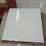 granit Garuda tile 60x60 putih keras polos glazed polised