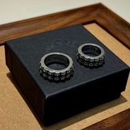 Chrome Hearts 雙層十字花扳指戒指