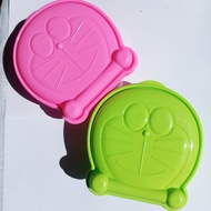 Misting doraemon misting plastik tempat makan anak bentuk doraemon wadah makanan anak lucu murah