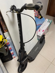 Globber 滑板車