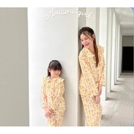 Arpanet girl/Pajamas/Ice Cream Color