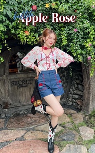 MYT x BELLITA BRAND : [BT105] : เซ็ทกางเกงยีนส์ขาสั้น เสื้อครอปสีขาวลายกุหลาบสีแดงอมชมพู