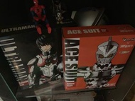 Bandai SHF ultraman suit special ver. / Ace suit