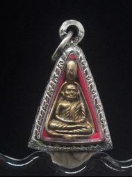 choi.2009泰國佛牌 屈班間 龍婆艮 龍婆銀 小鋤頭