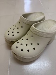 Crocs 厚底涼鞋 米白色
