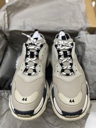 BALENCIAGA TRIPLE S