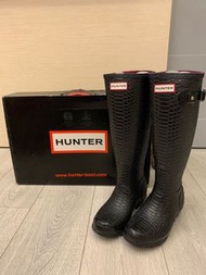 Hunter蛇紋黑色長筒雨靴