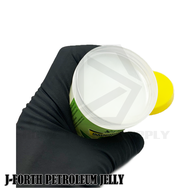 J-FORTH PETROLEUM JELLY ปิโตรเลี่ยมเจลลี่วิธ อะโลเวร่า(วาสลีน)
