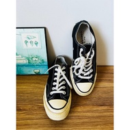 2hand C shoes. C.huck Ta.ylor
