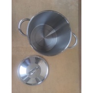 Stock Pot 30 Qt Stainless Steel