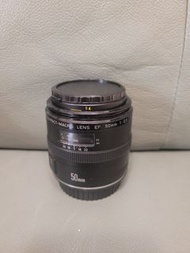 canon EF 50mm f2.5 compact macro