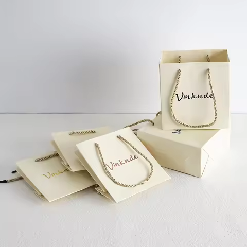 Custom Logo Beige Jewelry Handle Bag 14x15x7cm Wedding Gift Packaging Glasses Game Card Organizer Xm