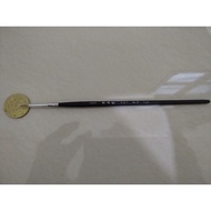 Size 000 XDT 725 paint brush