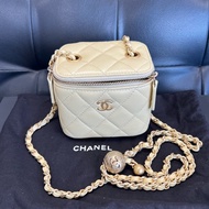 【全網最低價】Chanel金球方盒子 淡黃色 99新 原膜未撕