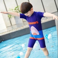(พร้อมส่งในไทย)ชุดว่ายน้ำเด็กชายแบบบอดี้สูท ชุดว่ายน้ำเด็กเที่ยวทะเลลายปลาฉลาม