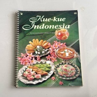 INDONESIAN CAKE CAKE BOOK