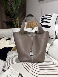  Hermes picotin 22 etoupe STAMP Y,100%Authentic, 98%New  💎尖沙咀中港城門市