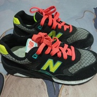 Sepatu Branded NB 580 Size 37 (Second)