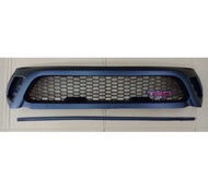 กระจังหน้าแต่ง รีโว่ TRD ปี 2015 2016 2017 REVO TRD revo trd 2015 สีดำรังผึ้ง โลโก้TRD สีแดง