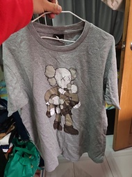 Clean Slate KAWS 灰色T恤